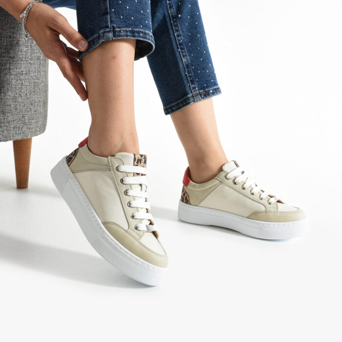 Дамски бежови кецове от естествена кожа Cairo