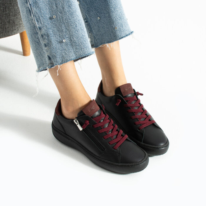 Дамски черни спортни обувки от набук Gao