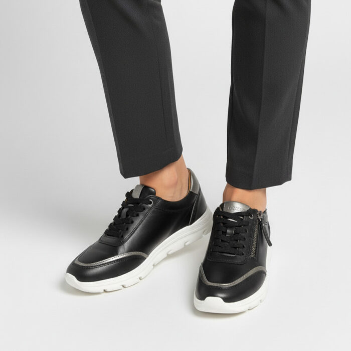 Дамски черни спортни обувки от естествена кожа Kumasi