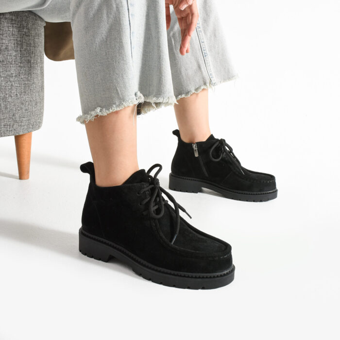 Дамски черни боти до глезена от естествен велур Lagos