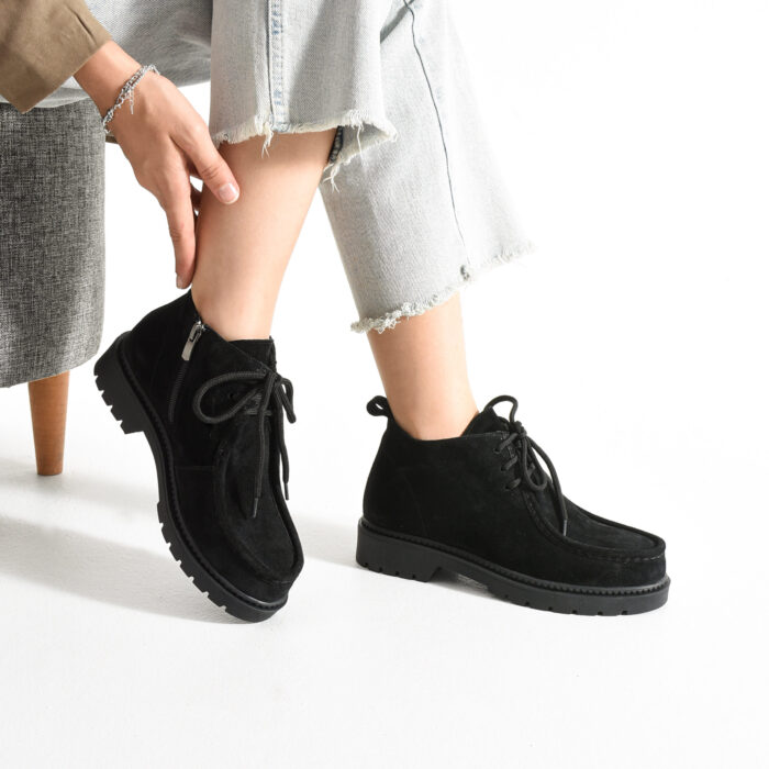 Дамски черни боти до глезена от естествен велур Lagos