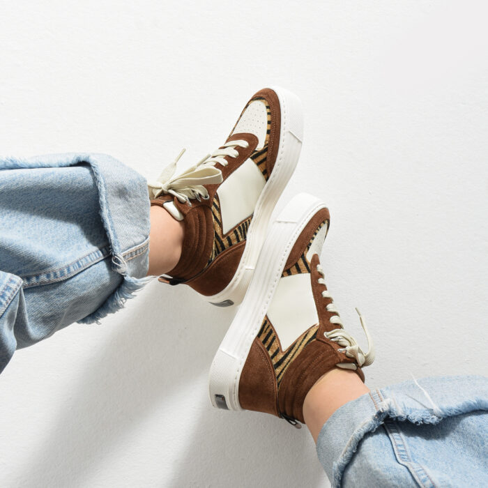 Дамски високи кецове от естествена кожа в бяло и кафяво Casablanca