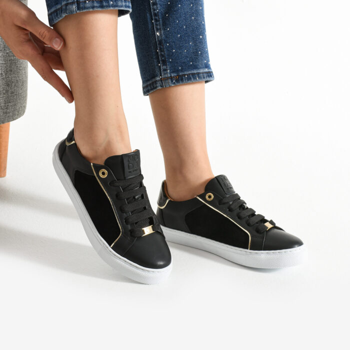 Дамски черни кецове от естествен велур Lalibela