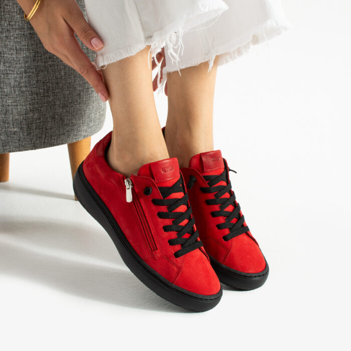 Дамски червени спортни обувки от набук Gao