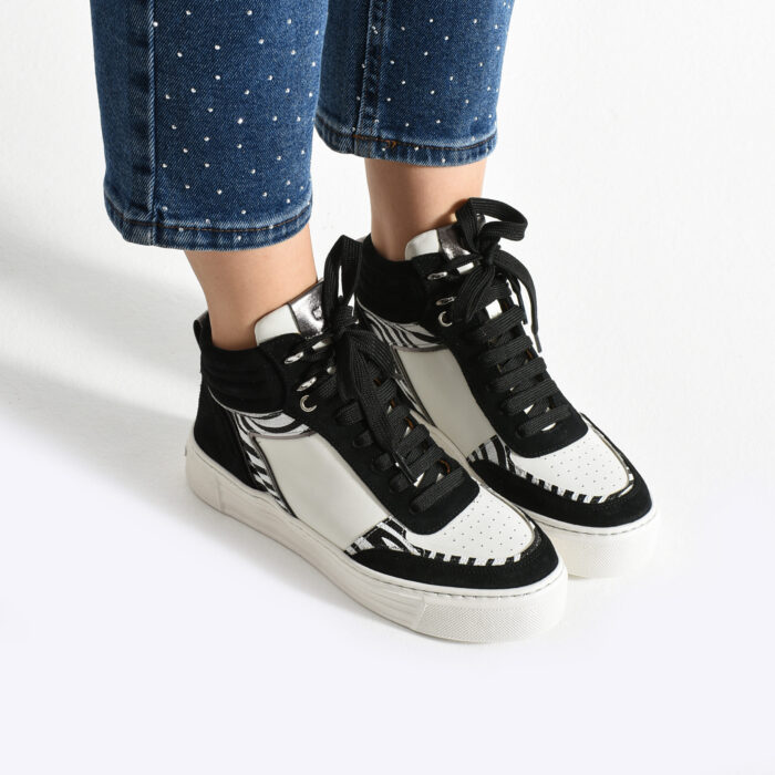 Дамски високи кецове от естествена кожа в бяло и черно Casablanca