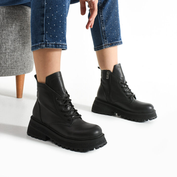 Дамски черни боти от естествена кожа Gondar