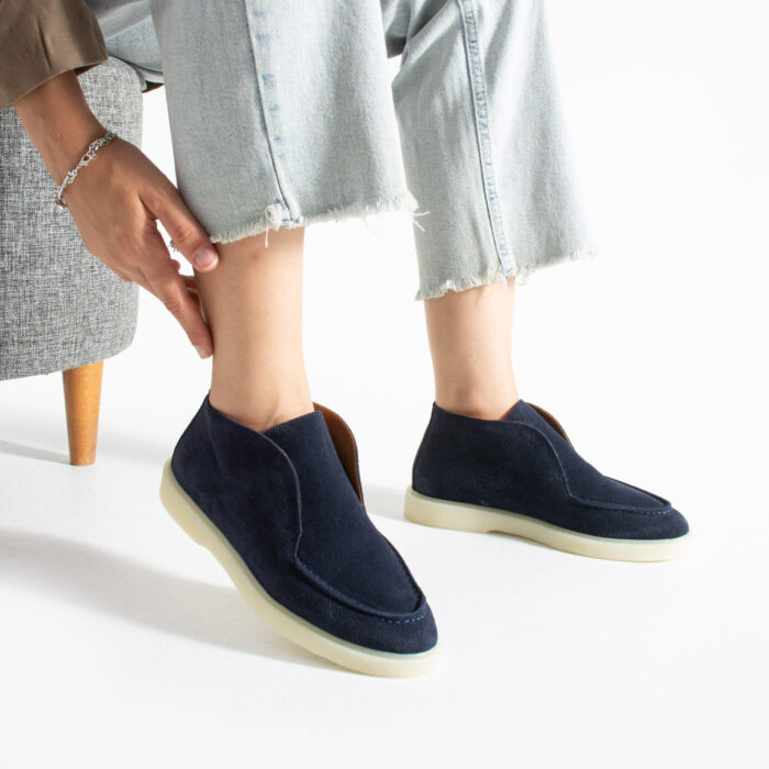 Дамски сини боти до глезена от естествен велур Susa