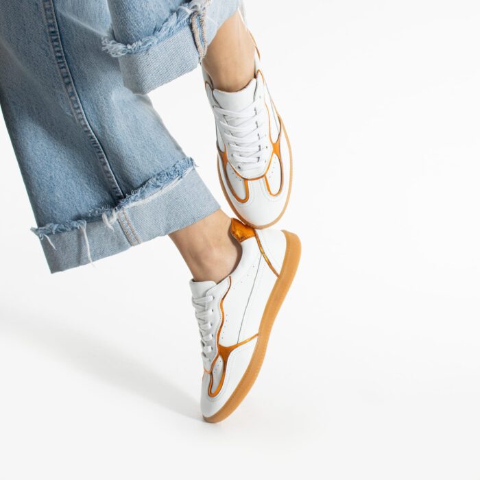 Дамски бели кецове от естествена кожа с оранжев акцент Kyoto