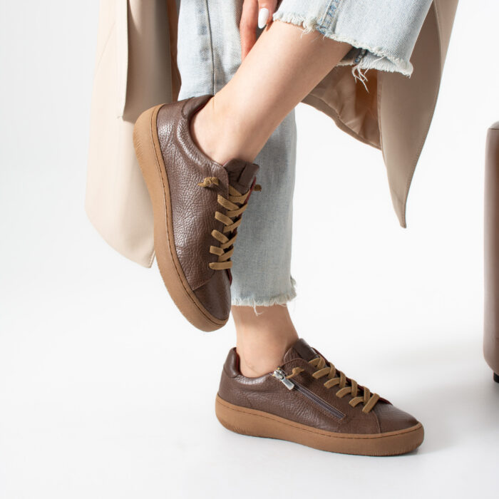 Дамски кафяви спортни обувки от естествена кожа Gao