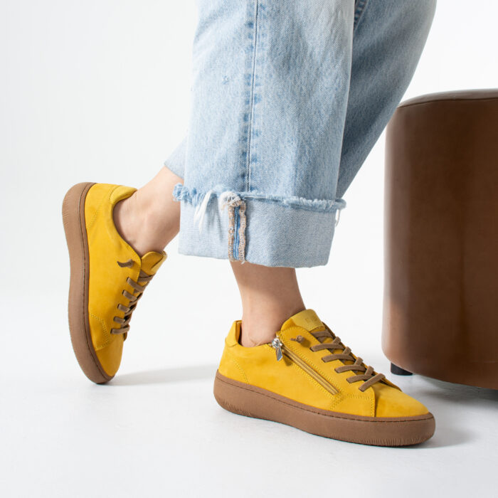 Дамски жълти спортни обувки от набук Gao