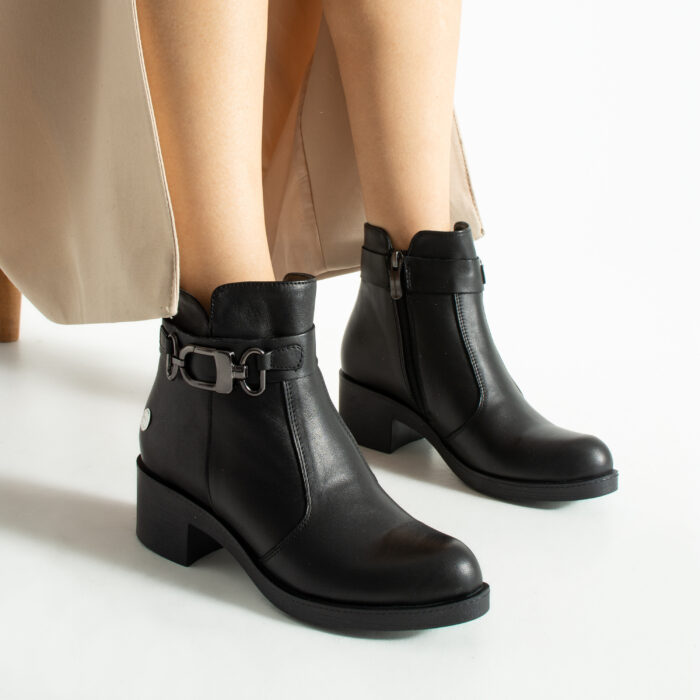 Дамски черни боти от естествена кожа на ток Tanisha