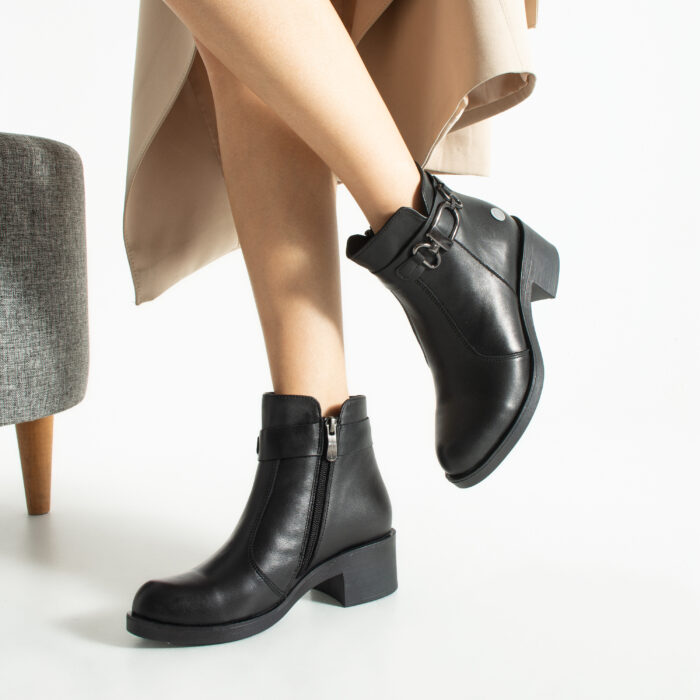Дамски черни боти от естествена кожа на ток Tanisha
