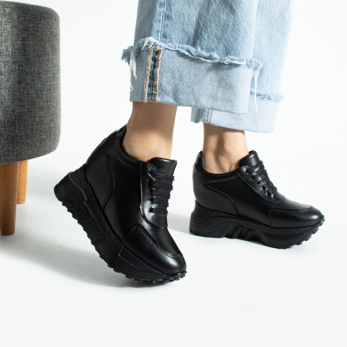 Дамски черни маратонки със скрита платформа от естествена кожа Rabat