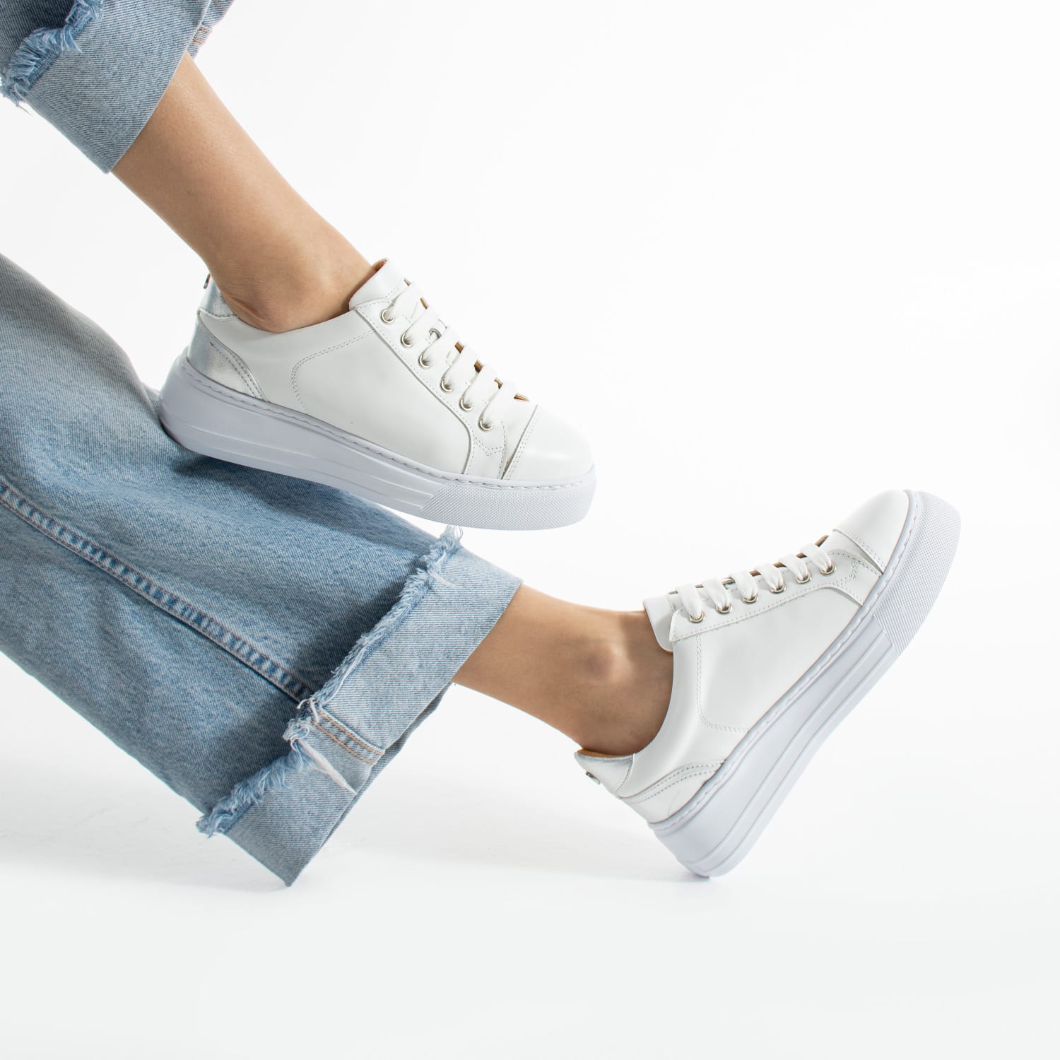 Дамски бели кецове от естествена кожа Carren Дамски бели кецове от естествена кожа Carren