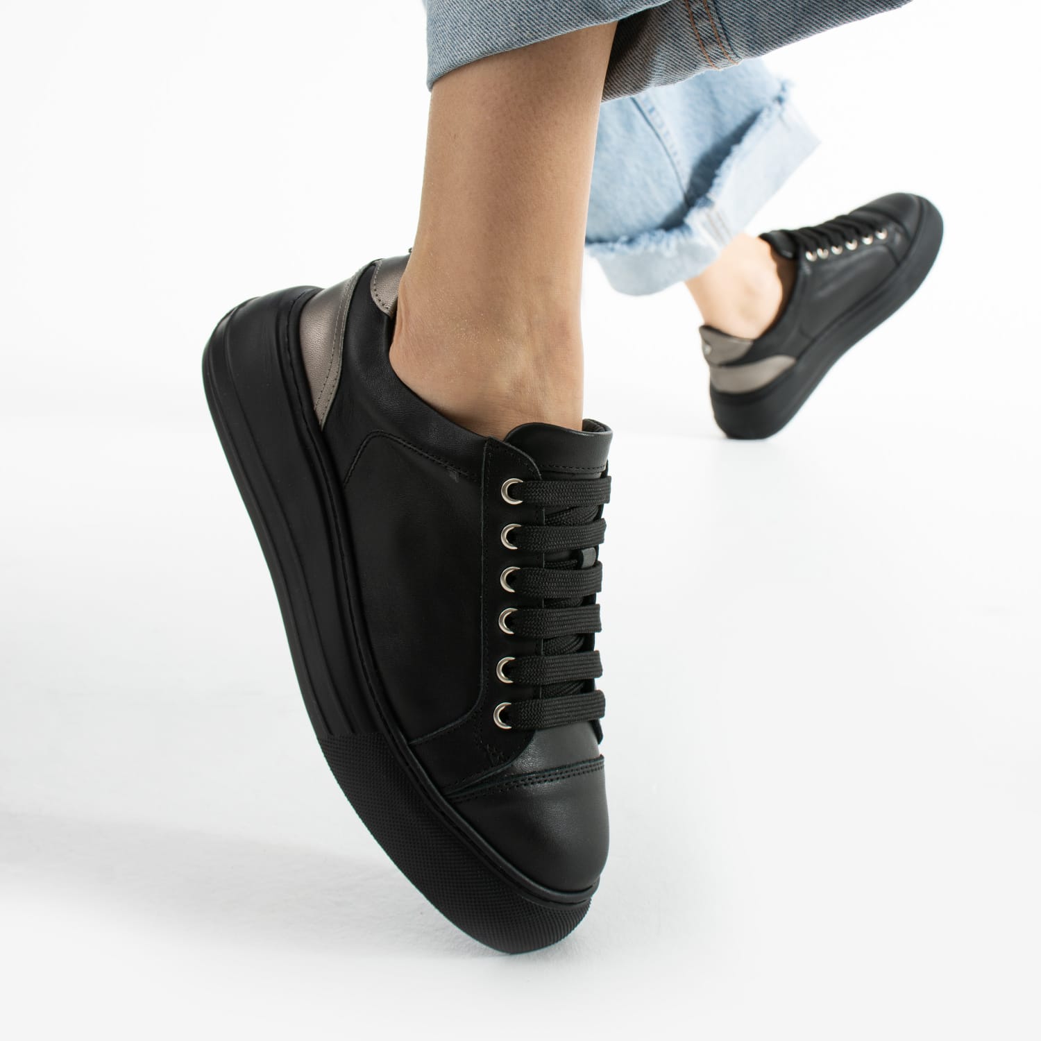 Дамски черни кецове от естествена кожа Carren Дамски черни кецове от естествена кожа Carren - Image 4