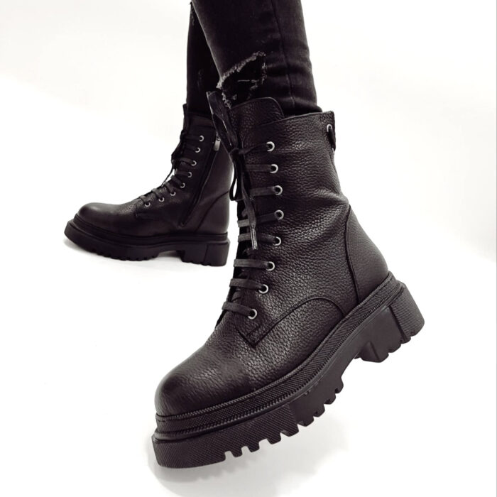 Дамски черни боти от естествена кожа Ursula